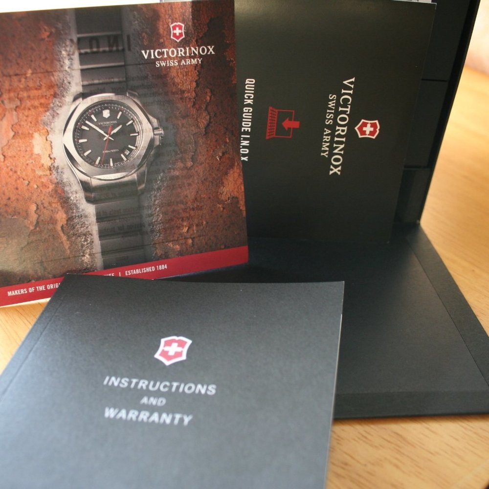 VICTORINOX Mens Stanless Steel I.N.O.X (TANK) - Picture 10 of 13